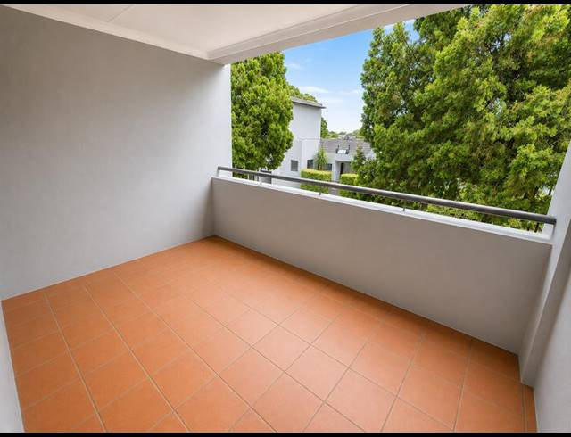 1 BEDROOM APARTMENT FOR SALE IN SANDOWN